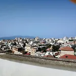 Private Studio Sea View 2 Minutes Away From Beach
