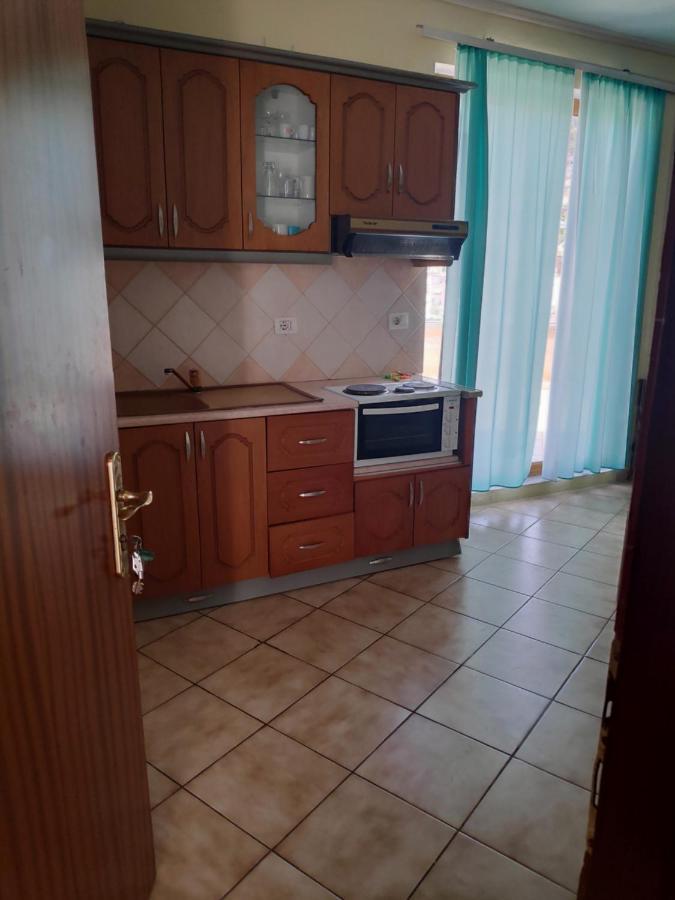 Apartment Private Sea View 2 Minutes Away From Sarandë